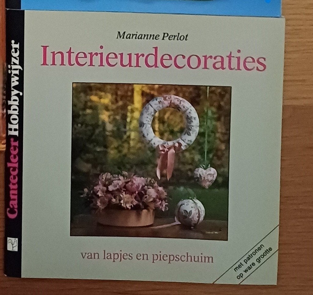 2+1 GRATIS! Interieurdecoraties - Marianne Perlot, Boeken, Zo goed als nieuw, Overige onderwerpen, Marianne Perlot, Ophalen of Verzenden