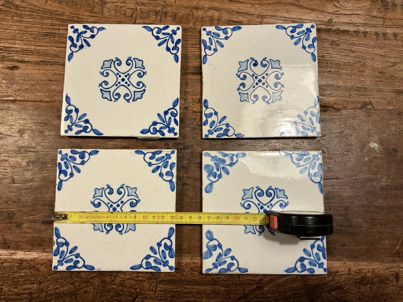 Set van 4 handgeschilderde tegels (ca. 13x13 cm), Gebruikt, Ophalen of Verzenden, Minder dan 20 cm, Minder dan 5 m²