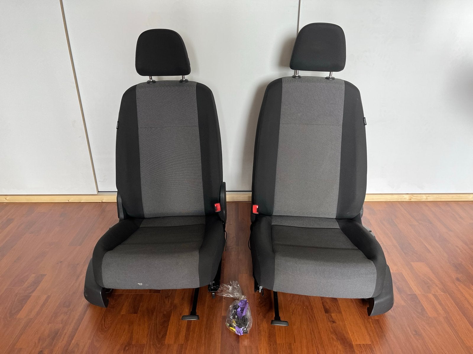Set van 2 stoelen uit VW Caddy Mk4, Auto-onderdelen, Interieur en Bekleding, Ophalen, Gebruikt, Volkswagen
