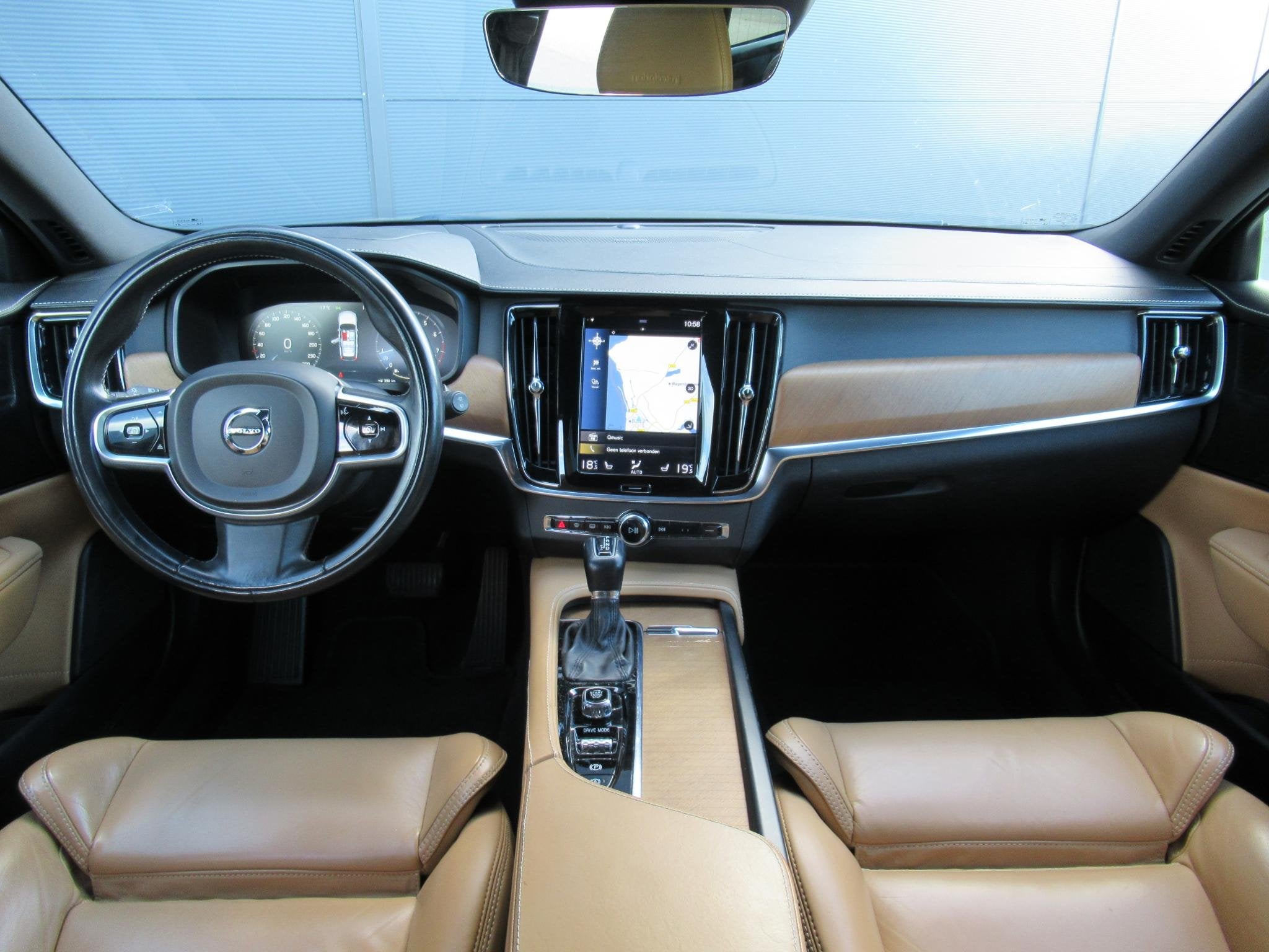 Volvo V90 2.0 T4 Inscription | Cruise control adaptief | Cam, Euro 6, 1969 cc, Blauw, 1616 kg