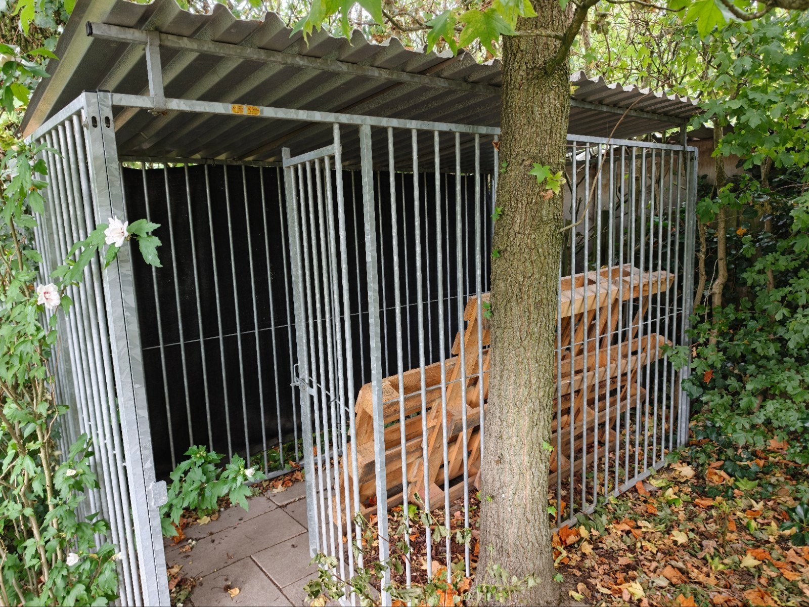 Hondenkennel buiten, Dieren en Toebehoren, Hondenhokken, Ophalen of Verzenden