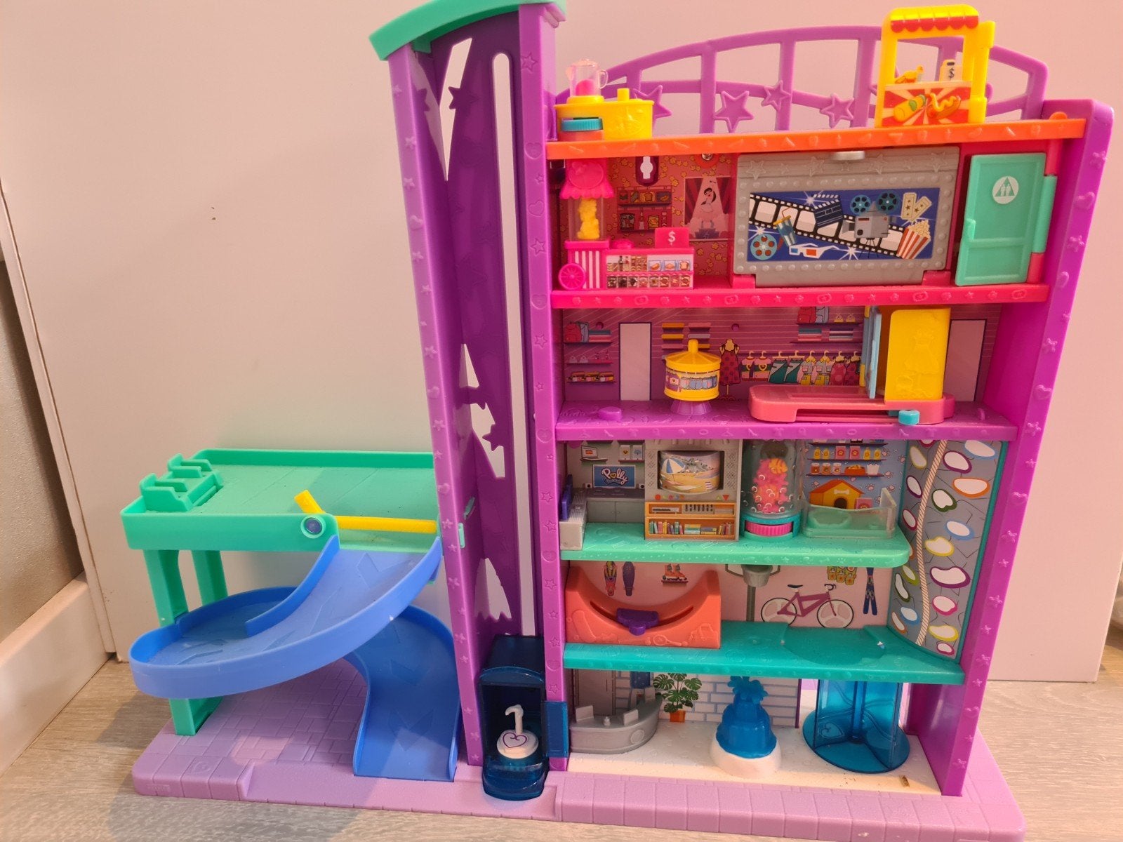 poppenhuis speelhuis pollyville mega centrum pollypocket., Ophalen of Verzenden, Zo goed als nieuw, Poppenhuis