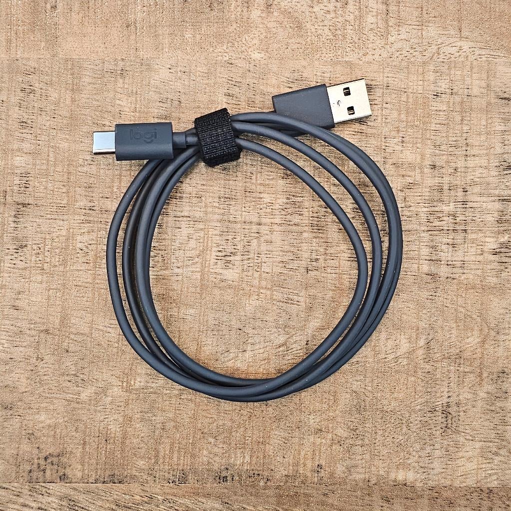 Logitech USB-A naar USB-C oplaadkabel – NIEUW!!, Computers en Software, Pc- en Netwerkkabels, Nieuw, Ophalen of Verzenden
