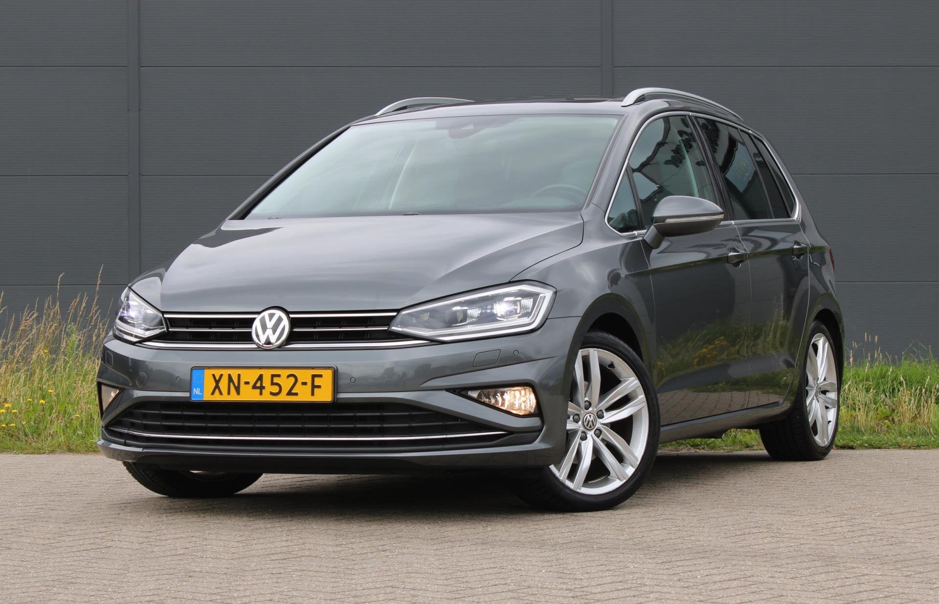 Volkswagen Golf Sportsvan 1.5 TSI ACT Highline Edition Panod, Auto's, 4 cilinders, 150 pk, Leder en Stof, Golf Sportsvan