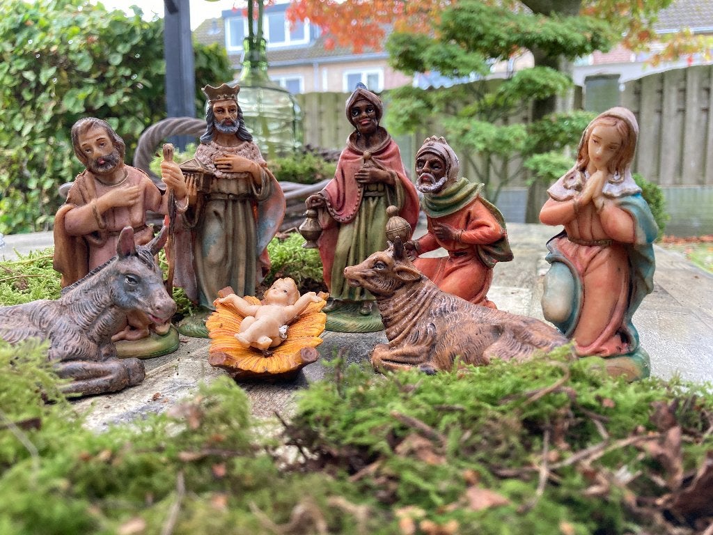 Lieve kleine kerstgroep 9-delig te koop, Ophalen of Verzenden, Zo goed als nieuw