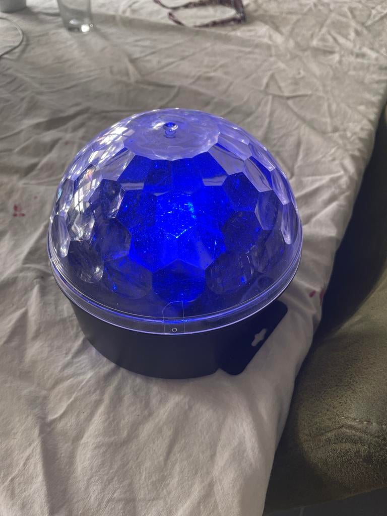 Disco lamp drie kleuren met afstandsbediening, Ophalen of Verzenden, Gebruikt, Discobol, Kleur