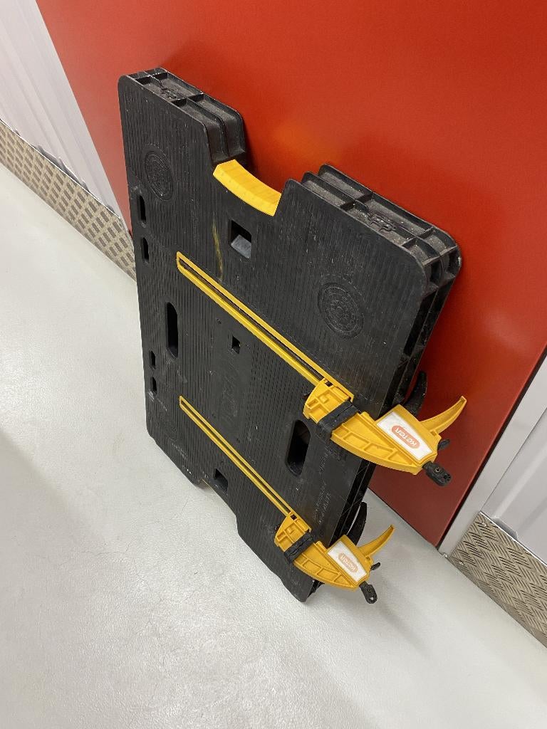 Keter opvouwbare werkbank / werktafel – met klemmen, Ophalen, Gebruikt, 170 cm of meer, Inklapbaar