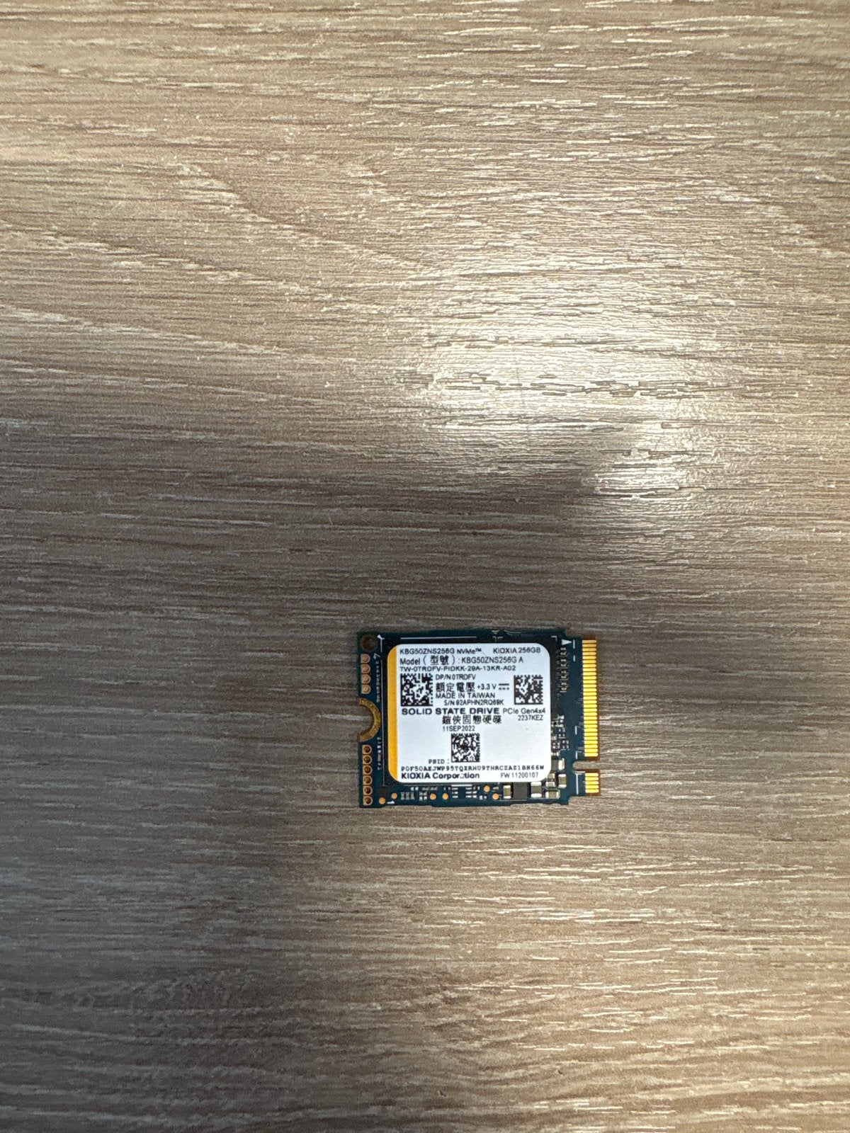 KIOXIA 256GB NVMe SSD - Zo goed als nieuw, Intern, Server, SSD, Ophalen of Verzenden