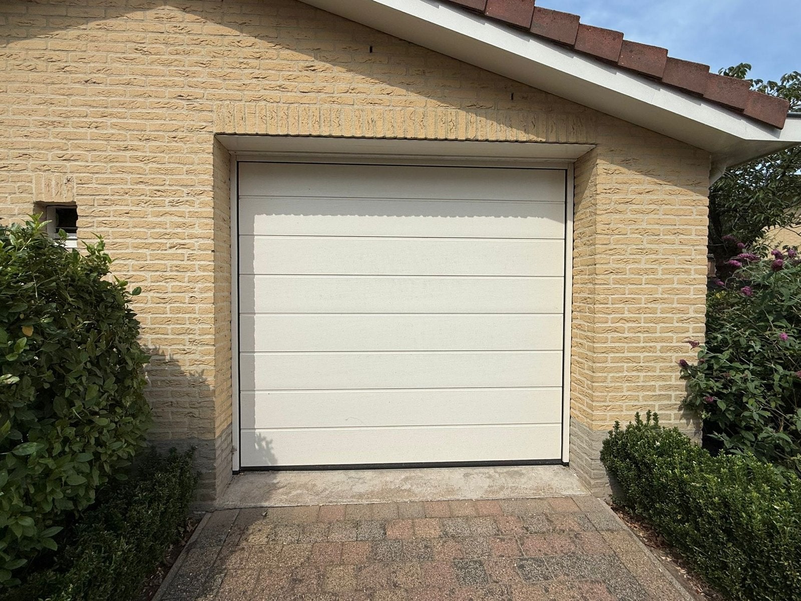 Horman elektrische garagedeur met afstandsbediening, Ophalen, Garagedeur, Zo goed als nieuw, 120 cm of meer