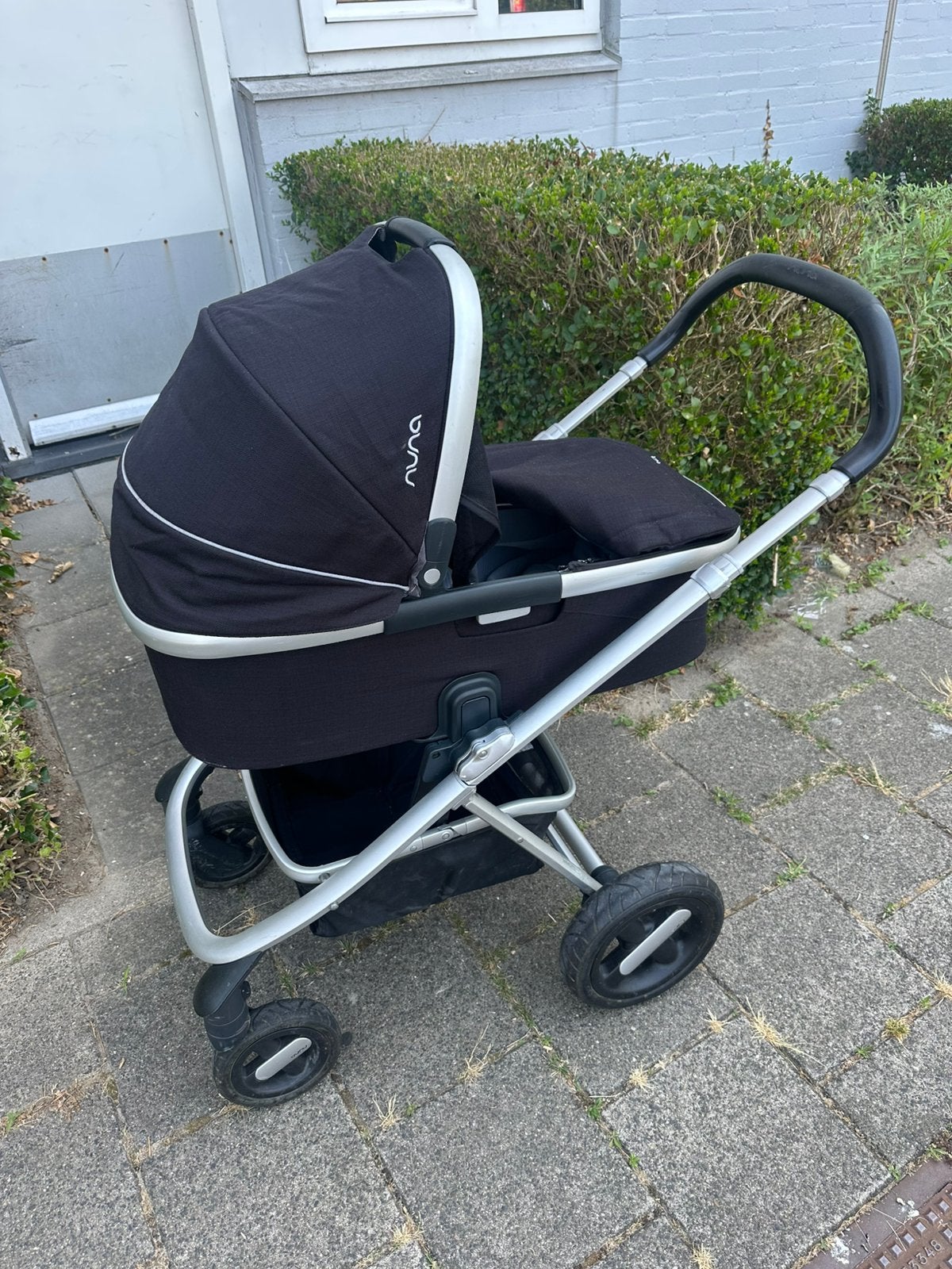 Luxe kinderwagen van nuna, Kinderen en Baby's, Kinderwagens en Combinaties, Ophalen of Verzenden, Zo goed als nieuw, Kinderwagen