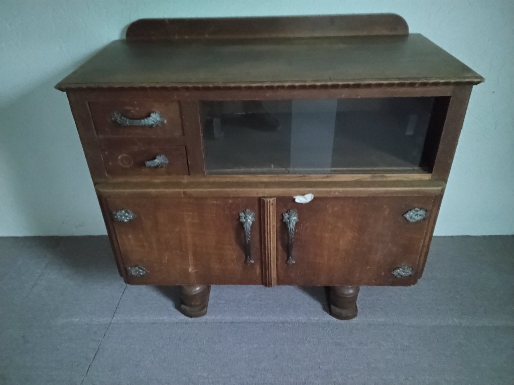Oud kastje jaren 50 / 60, Ophalen