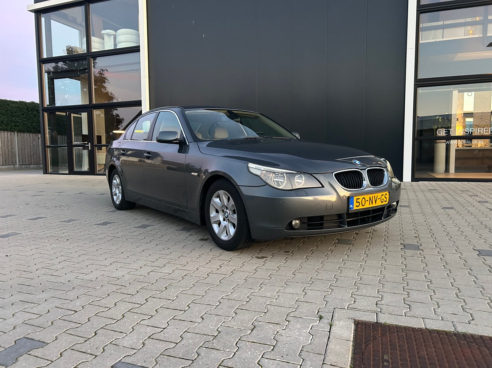 BMW 5-Serie 3.0 I 530 AUT 2004, Motoren, Ophalen, Gebruikt