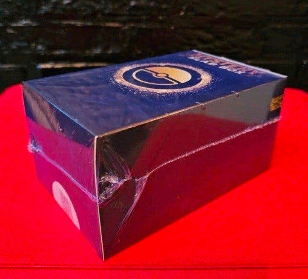 Foto 4 van Pokémon Slab Box - 3 stuks voor €99,- Nieuw en geseald🔥