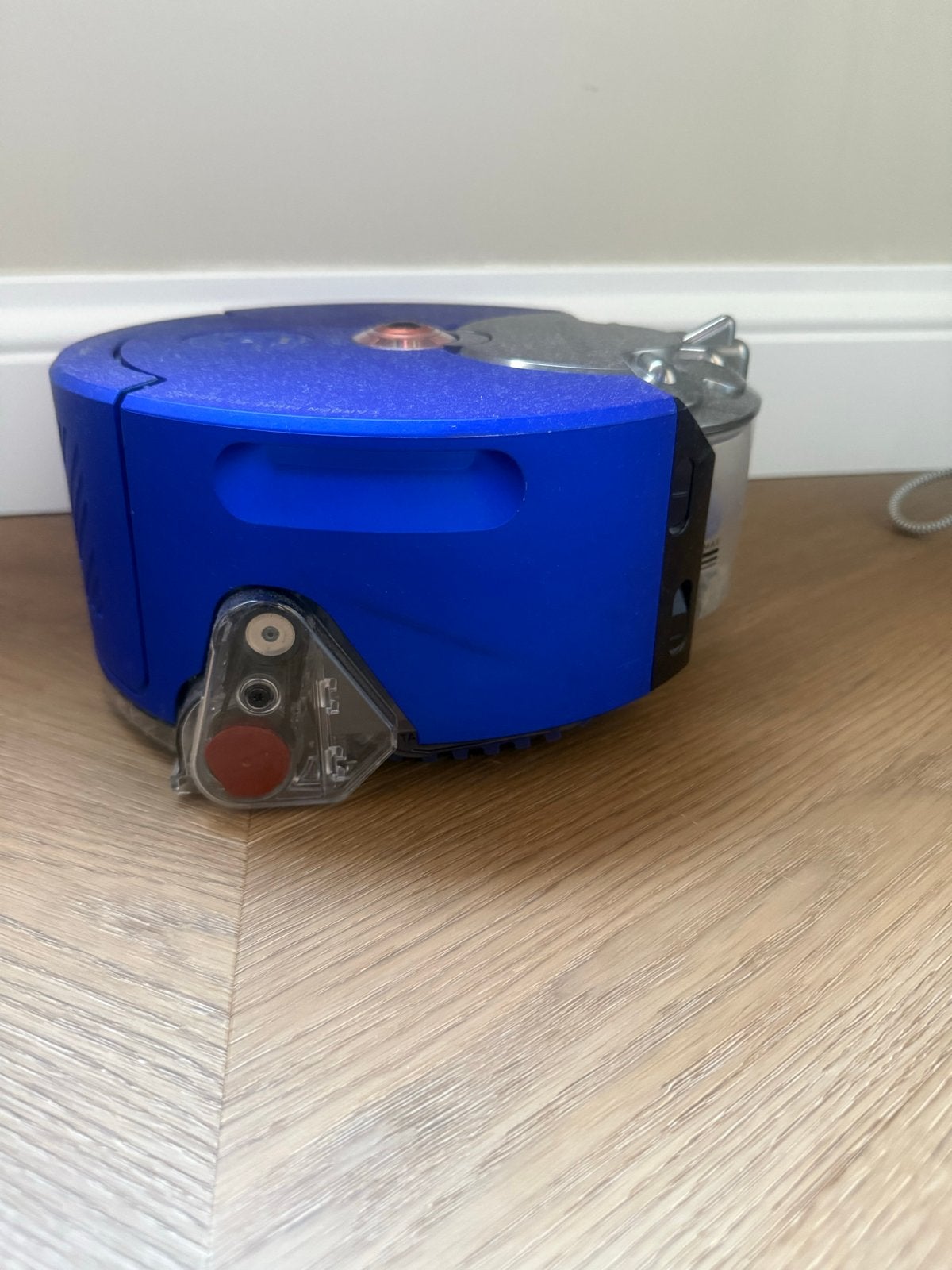 Dyson 360 Heurist Robotstofzuiger - Blauw, Gebruikt, Ophalen of Verzenden, Bedienbaar via app, Minder dan 1200 watt