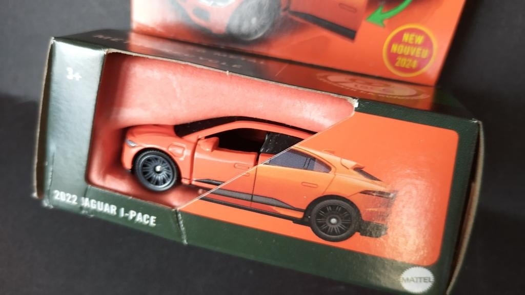 Jaguar i pace 2022 1:64 3inch Matchbox Moving parts Pol, Auto, Verzenden, Nieuw, Matchbox@mattel.com