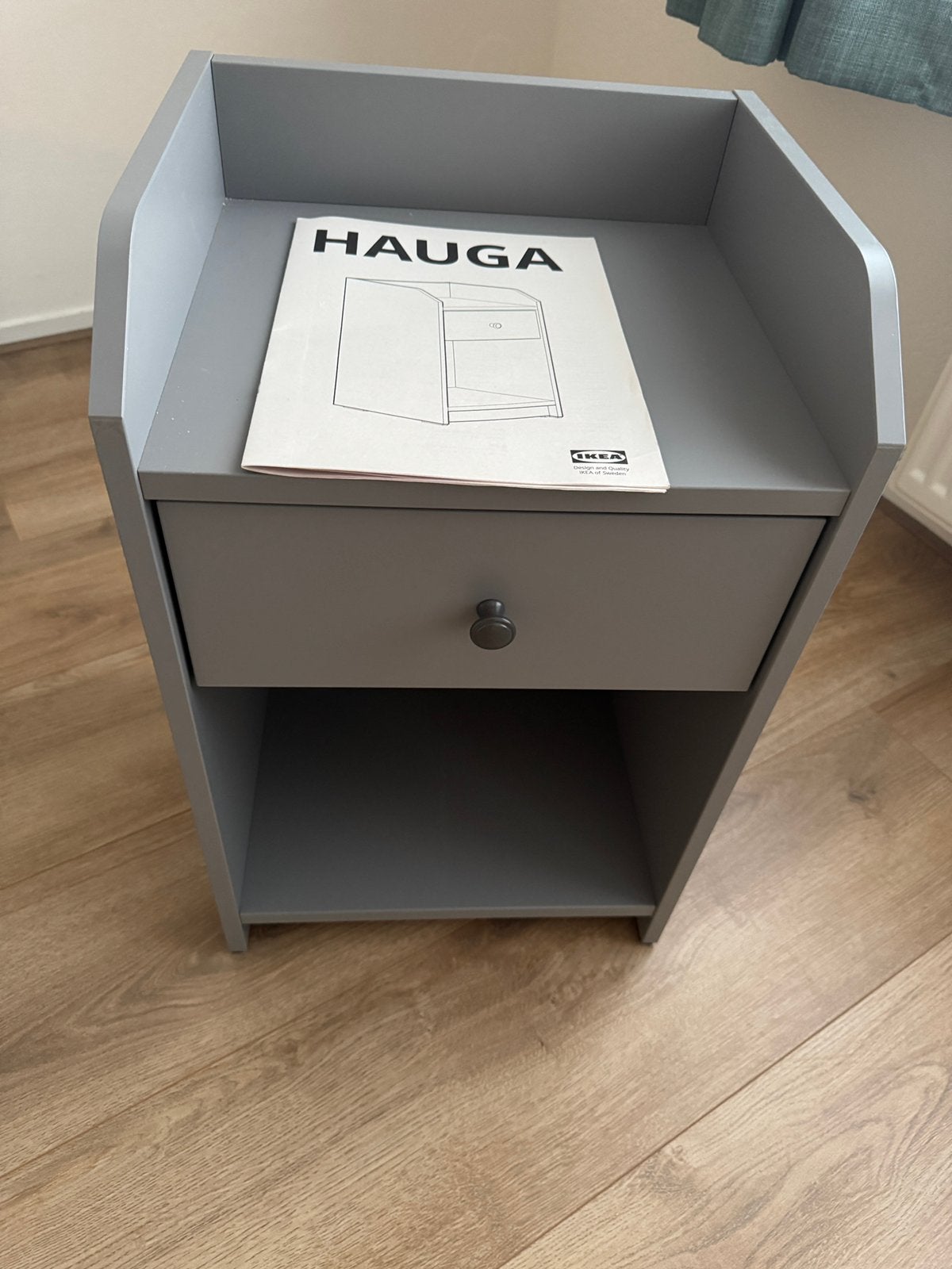 Ikea hauga nachtkastje, Huis en Inrichting, Slaapkamer | Nachtkastjes, Ophalen, Nieuw, Minder dan 45 cm, Minder dan 55 cm
