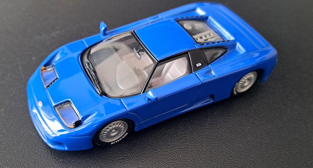 Bugatti EB110 van Minichamps 1:43, Ophalen of Verzenden, Zo goed als nieuw, Auto, MiniChamps