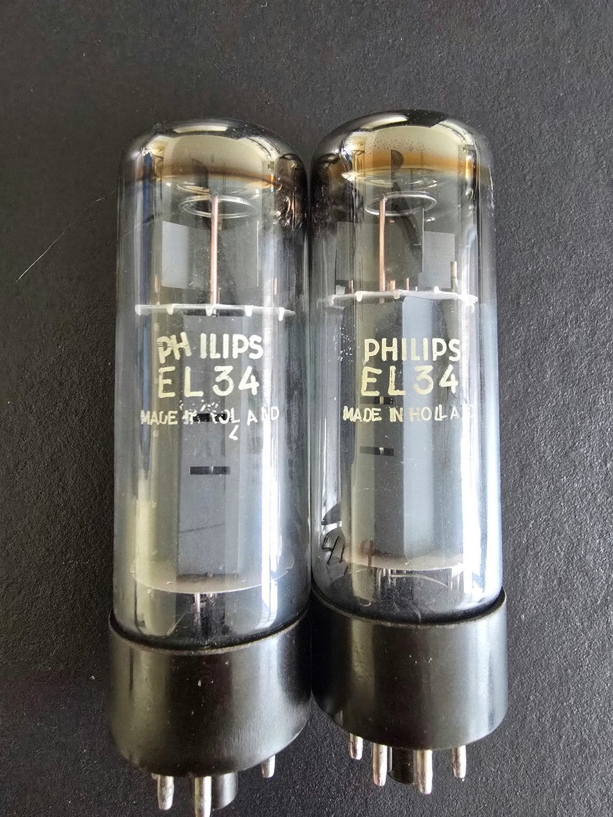 Philips EL34 vacuümbuizen (2 stuks) - Made in Holland, Overige merken, Overige systemen, Ophalen of Verzenden, Zo goed als nieuw