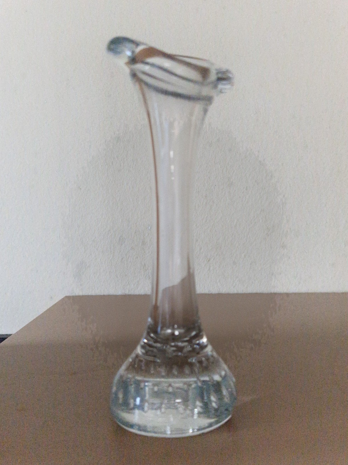Glazen vaas met bubbels in de voet, Ophalen of Verzenden