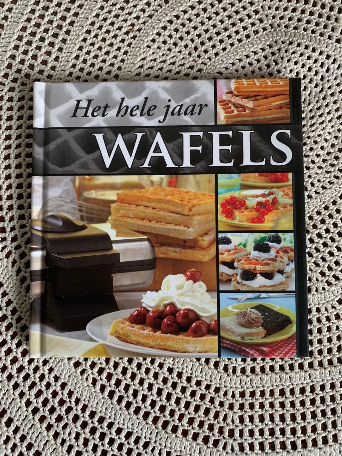 Francis van Arkel Het hele jaar wafels, Boeken, Ophalen of Verzenden, Zo goed als nieuw, F. van Arkel