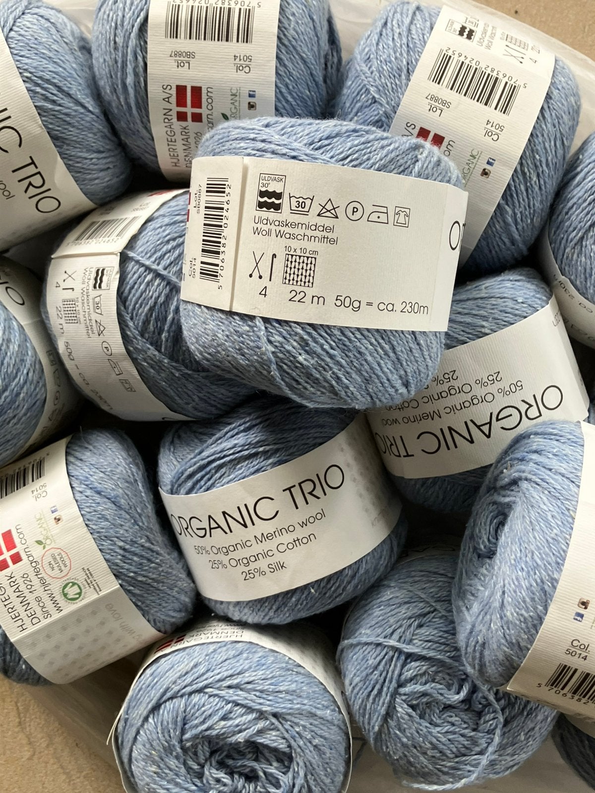 750 gr Hjertegarn Organic Trio, blauw 5014, Ophalen of Verzenden, Nieuw, Breien of Haken, Wol of Garen