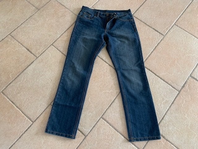 Heren jeans, spijkerbroek checker 36/34 rits. 107 Cm lang, Kleding | Heren, Ophalen of Verzenden, Zo goed als nieuw, Blauw, Overige jeansmaten
