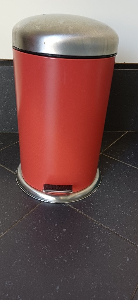 Rode metalen Ikea prullenbak met binnen emmer., Ophalen, 50 – 75, Gebruikt, Met pedaal