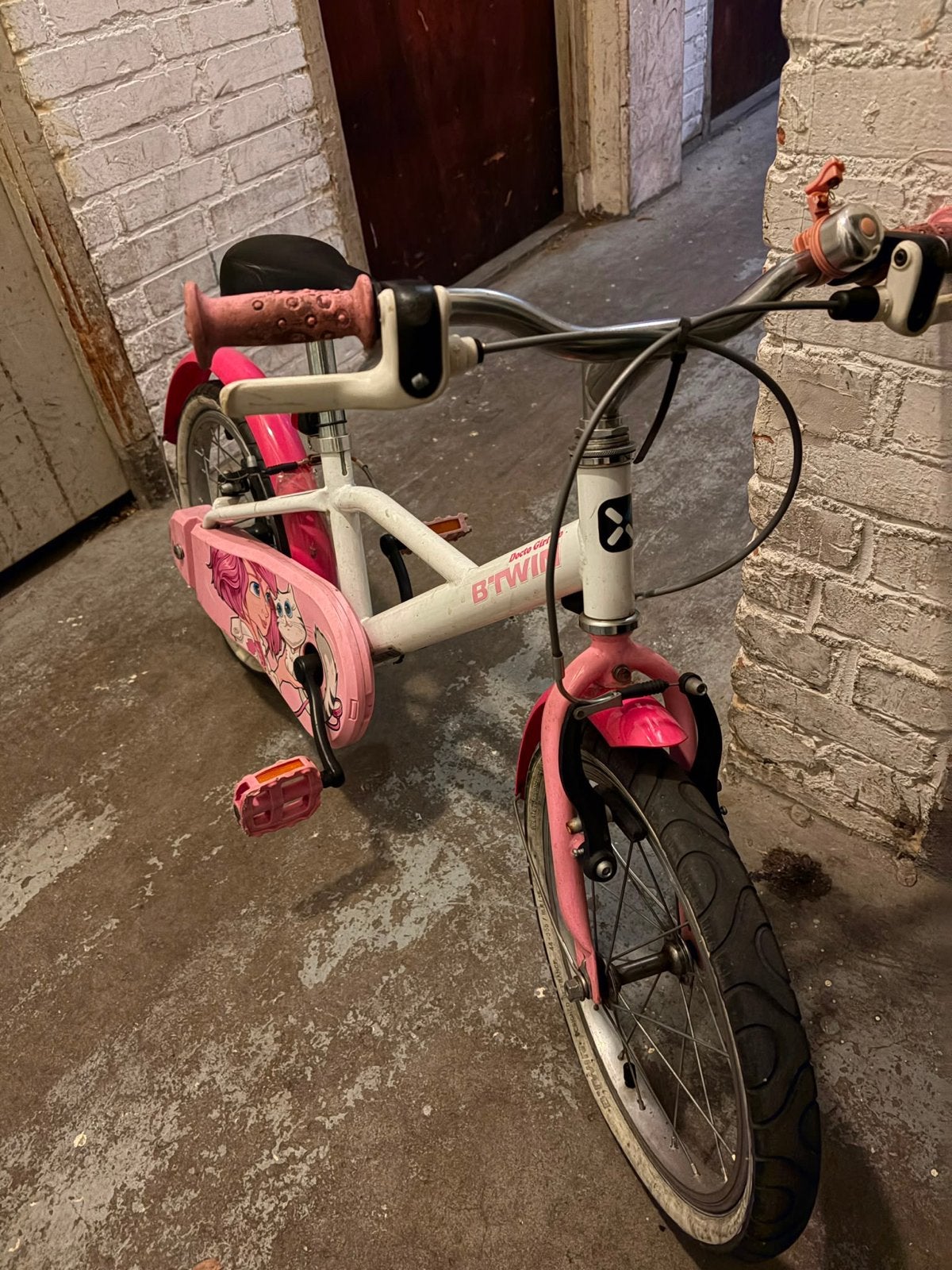 Roze B'TWIN kinderfiets - 16 inch, Ophalen of Verzenden, Gebruikt, Velgrem, 16 tot 20 inch