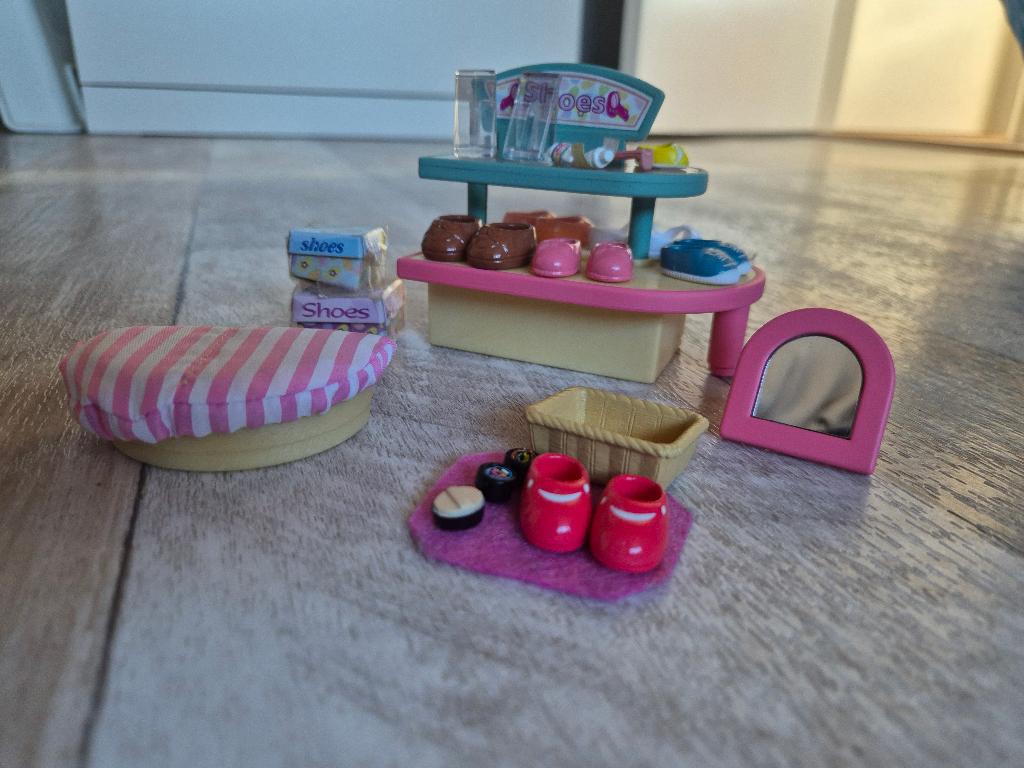 Sylvanian Families schoenenwinkel 4862, Kinderen en Baby's, Speelgoed | Poppenhuizen, Ophalen, Gebruikt, Toebehoren