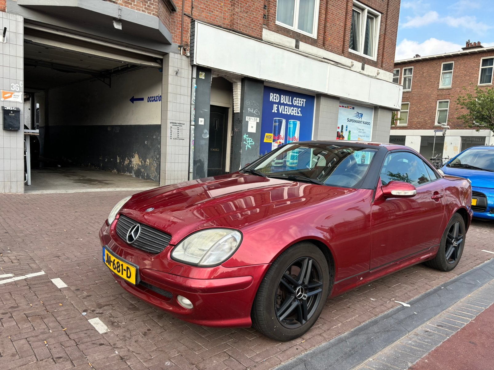 Mercedes-Benz SLK 2.0 Slk200 Kompr Roadster AUT 2001Rood vol, Automaat, 1998 cc, Achterwielaandrijving, Zwart