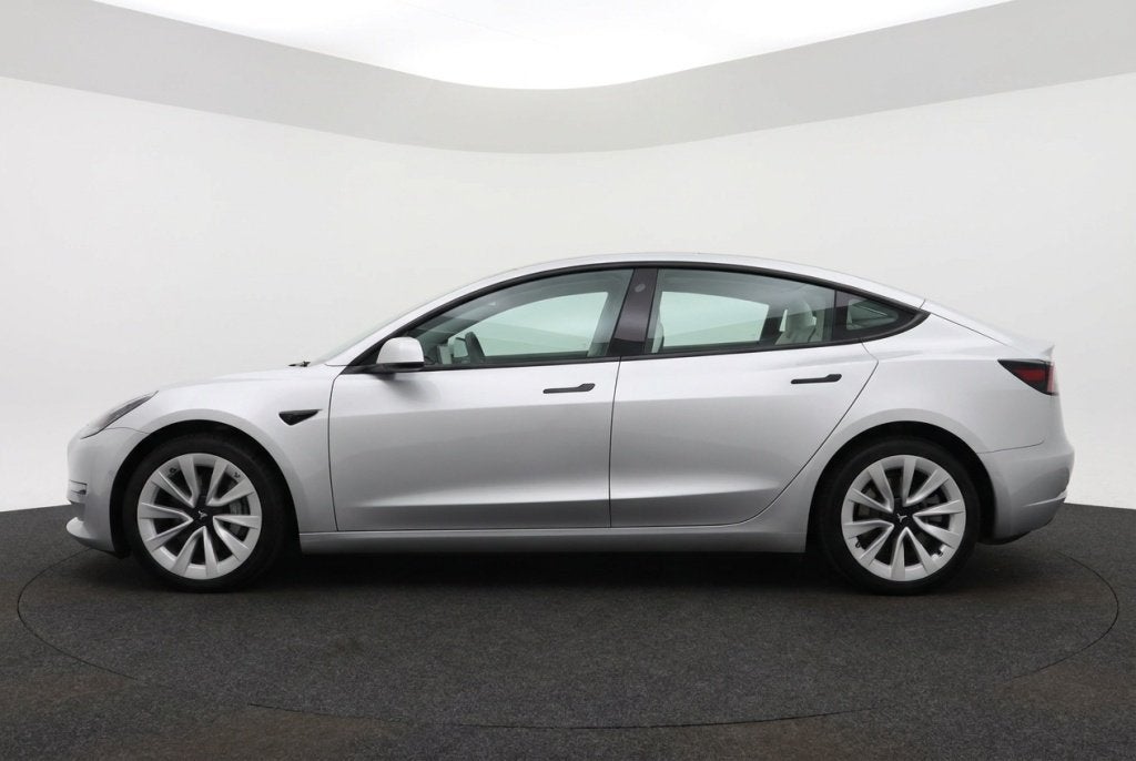 Tesla Model 3 Long Range AWD 75kWh UNIEKE WRAP l NL Auto l F, Auto's, Automaat, 351 pk, Zilver of Grijs, 84 €/maand