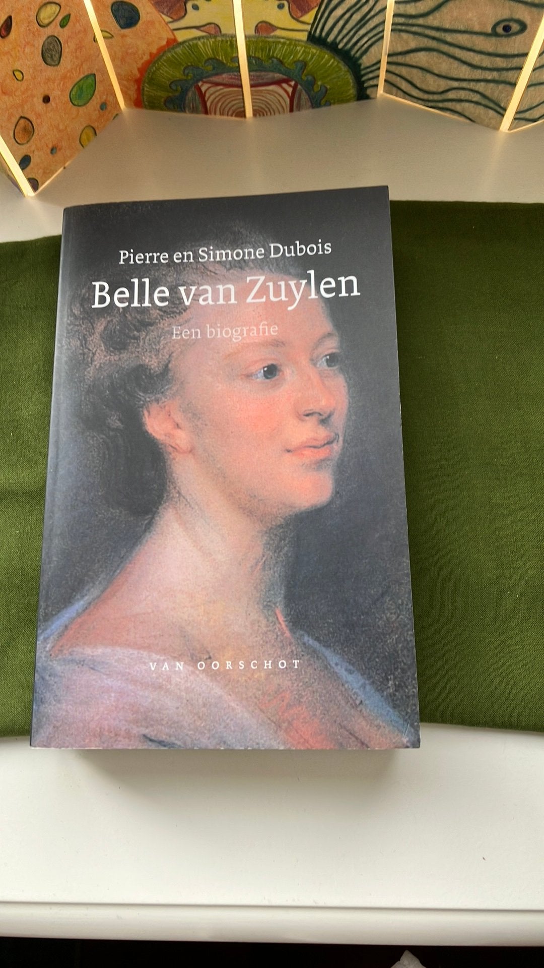 Simone Dubois - Zonder vaandel Belle van Zuylen 1740 1805, Boeken, Simone Dubois; Pierre Dubois, Ophalen of Verzenden, Zo goed als nieuw