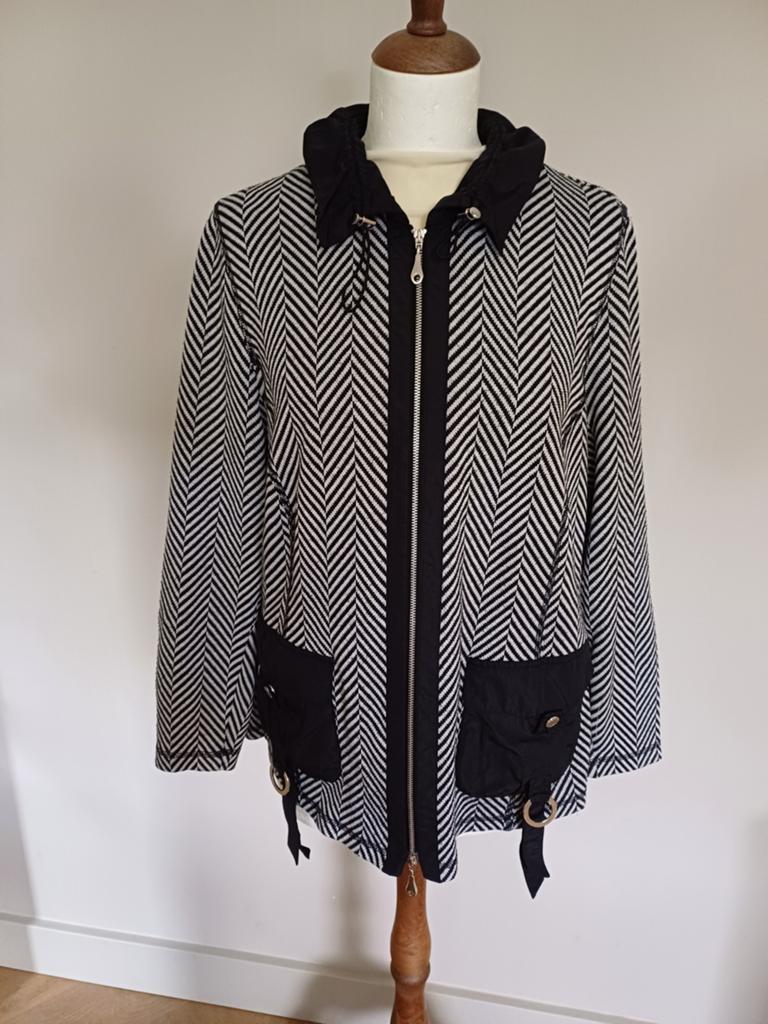 Frank Walder vest zwart/wit visgraatpatroon -  Maat 44., Kleding | Dames, Overige kleuren, Maat 42/44 (L), Ophalen of Verzenden