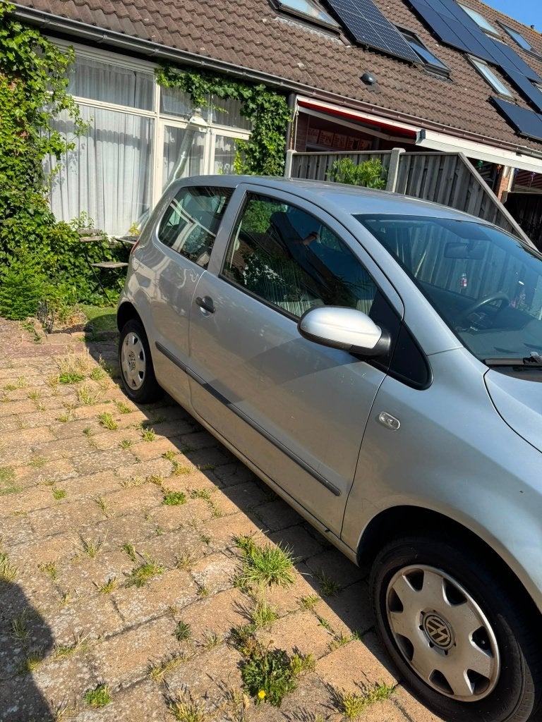 Volkswagen Fox 1.4 55KW 2006 Grijs (motorschade), Voorwielaandrijving, Zwart, 4 cilinders, 4 stoelen