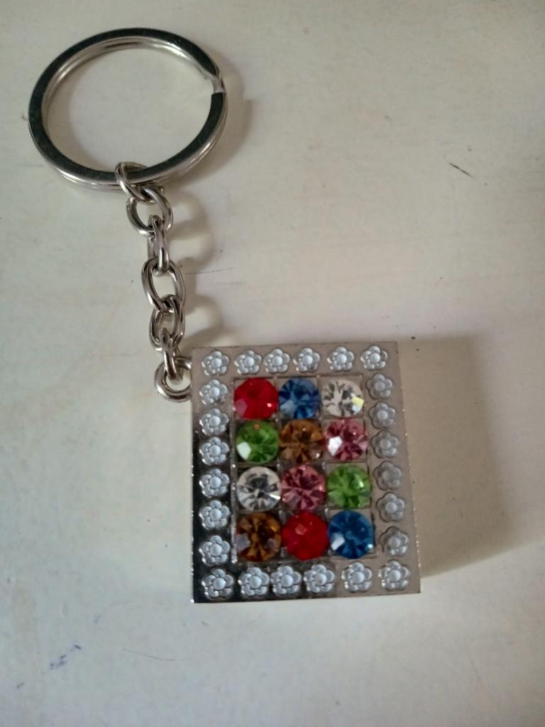 Zilverkleurige Judaica/ Tehillim sleutelhanger, Ophalen of Verzenden