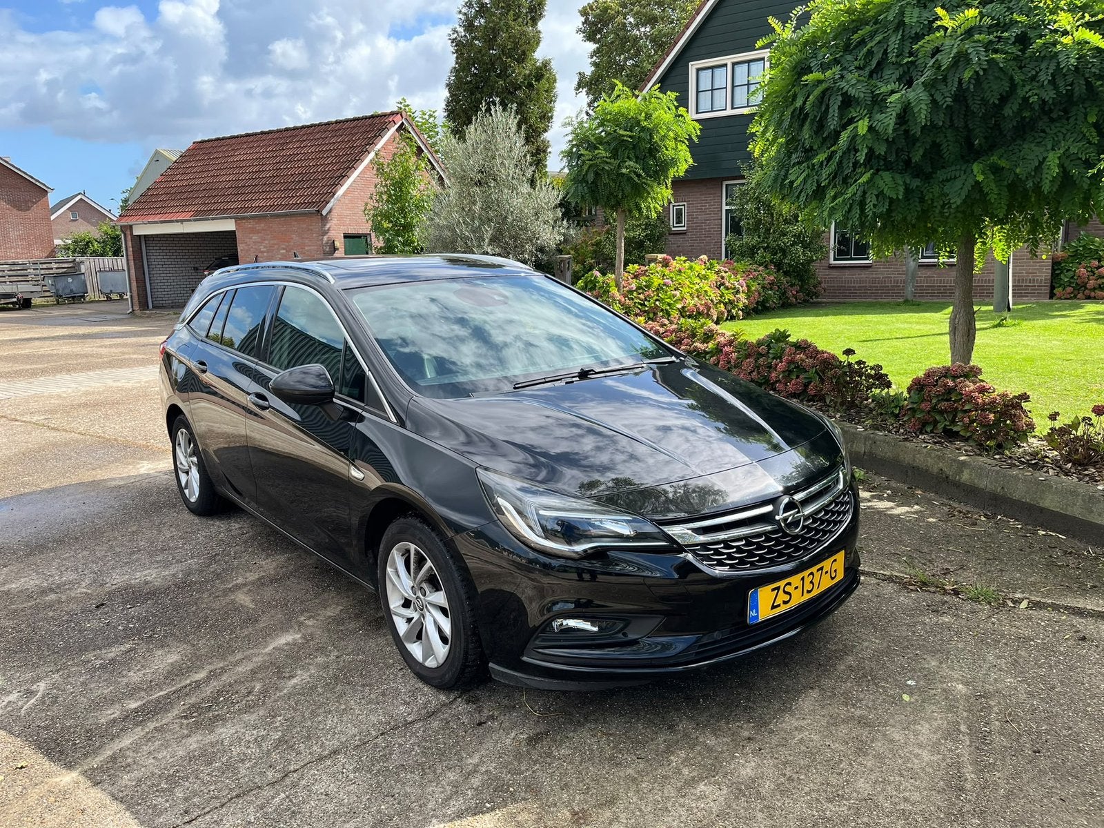 Opel Astra 1.0 Turbo 105pk Start/stop 2019 Zwart, Auto's, Voorwielaandrijving, 620 kg, Zwart, Origineel Nederlands