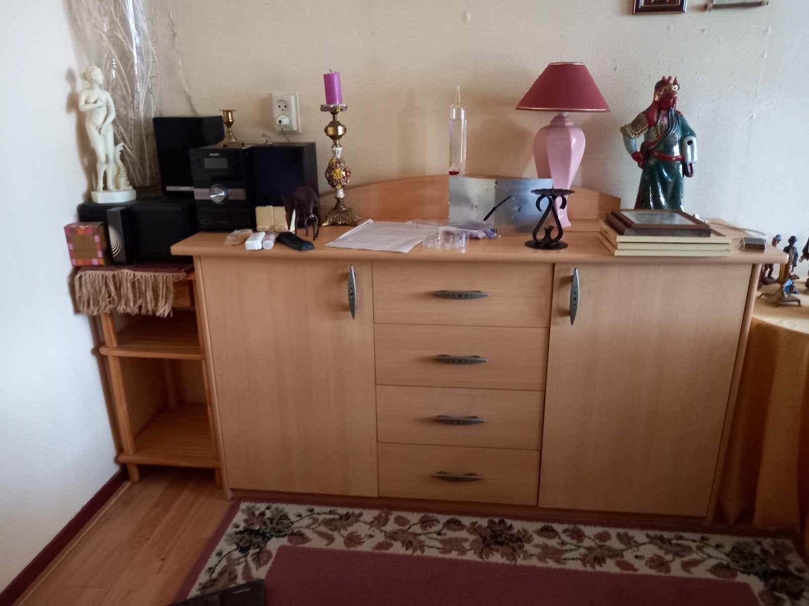 Dressoir gratis  zgan, Huis en Inrichting, Kasten | Dressoirs, Ophalen, Zo goed als nieuw, 25 tot 50 cm