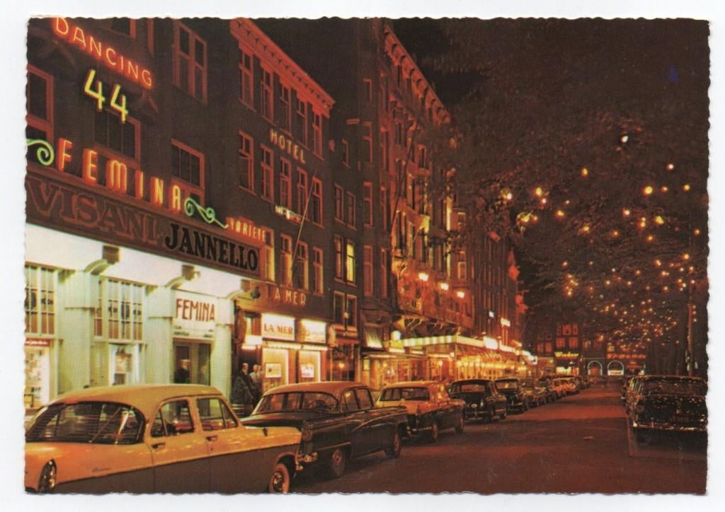 Amsterdam Rembrandtplein 118 (avond nacht verlicht), Ophalen, 1980 tot heden, Ongelopen, Noord-Holland
