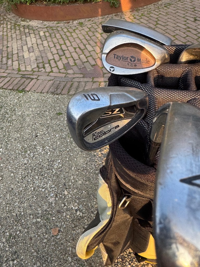 Foto 23 van Complete KING COBRA GOLFSET INCL TAS