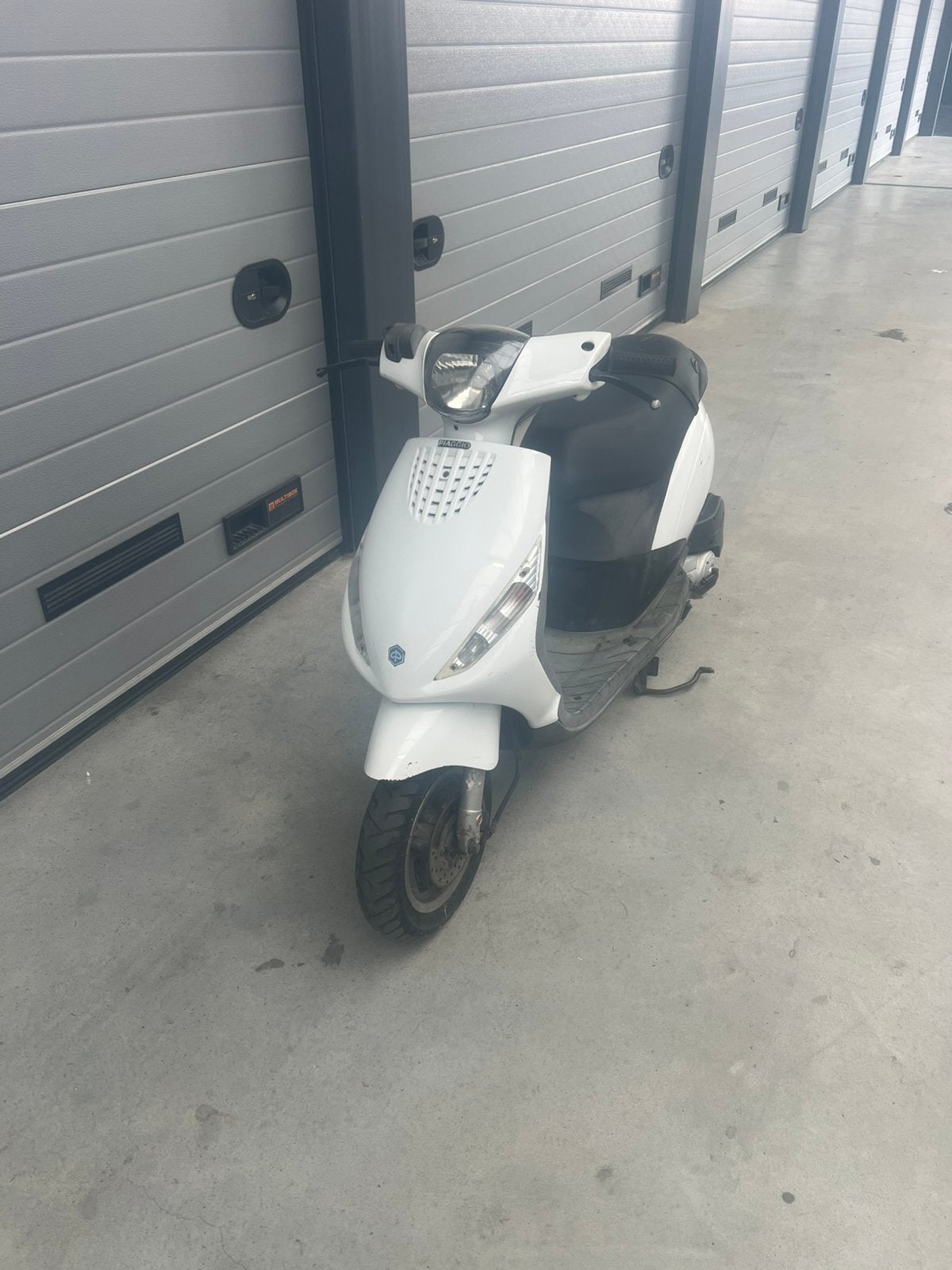 Piaggio zip 2000 50cc 4t snor blauw kenteken wit, Ophalen of Verzenden, Gebruikt, Benzine, Overige modellen
