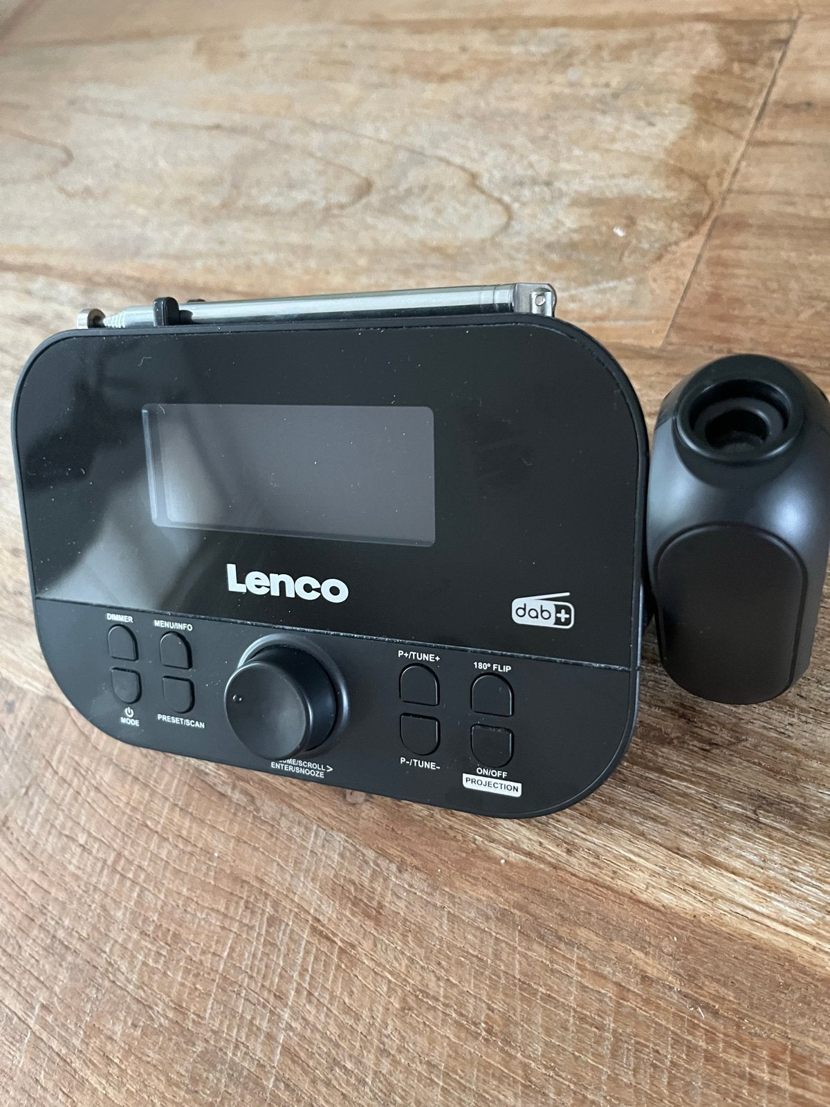 Lenco CR-615 DAB+/FM Wekkerradio met Tijdprojectie, Ophalen of Verzenden, Zo goed als nieuw, Radio