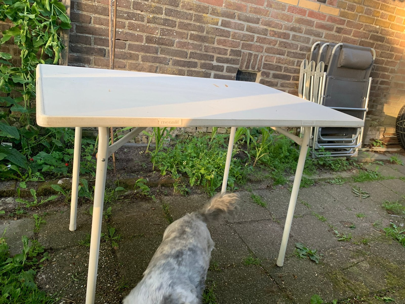 Mecalit campingtafel - Oerdegelijk en compact, Ophalen, Gebruikt, Campingtafel