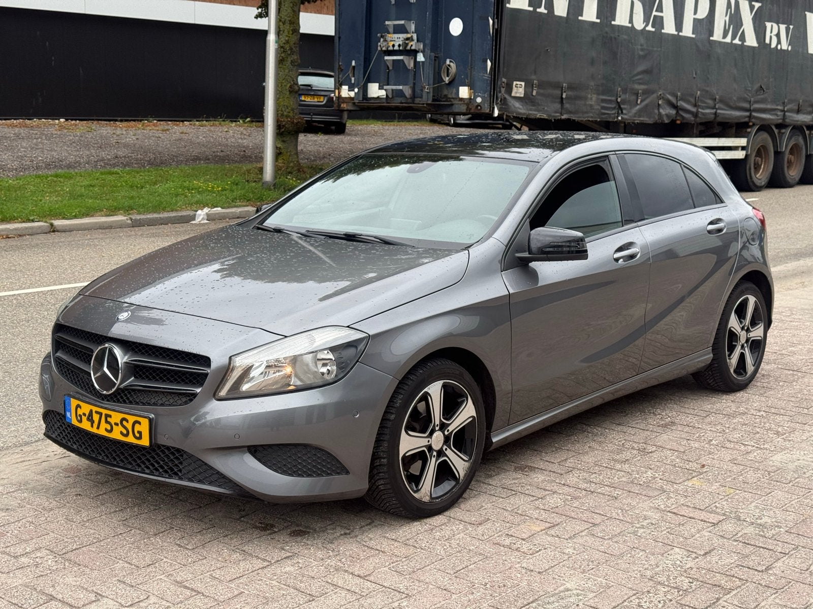 Mercedes-Benz A-Klasse A180 AUT7 Blue EFF 2013 Grijs, 1295 kg, 4 cilinders, 122 pk, 1595 cc