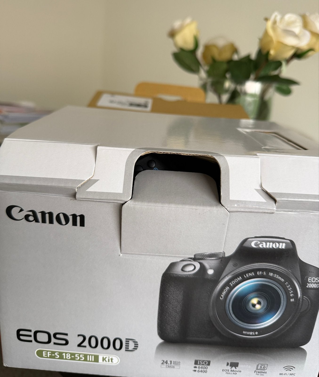 Foto 7 van Canon EOS 2000D Spiegelreflexcamera met EF-S 18-55mm III Kit