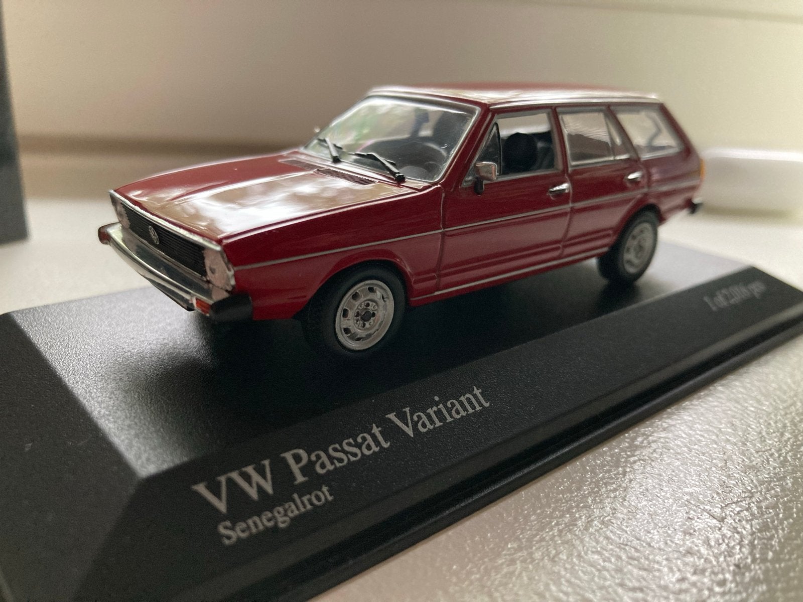 Minichamps VW Passat Variant 1976 - Gelimiteerde Oplage, Hobby en Vrije tijd, Modelauto's | 1:43, Ophalen of Verzenden, Nieuw