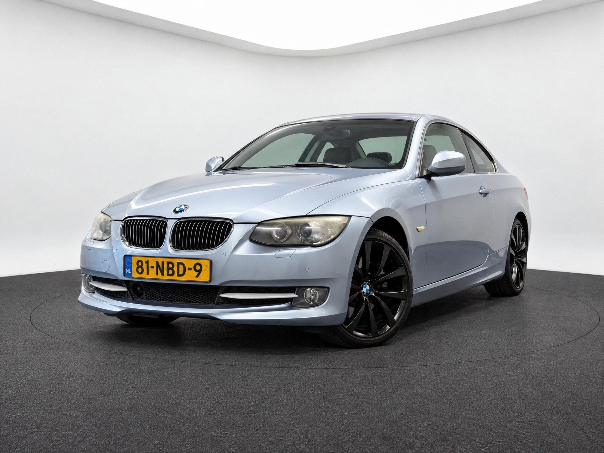 BMW 3-serie Coupé 325i Business Line (ACC, NAVI, HALF LEDER, Auto's, Automaat, Achterwielaandrijving, Gebruikt, 2996 cc
