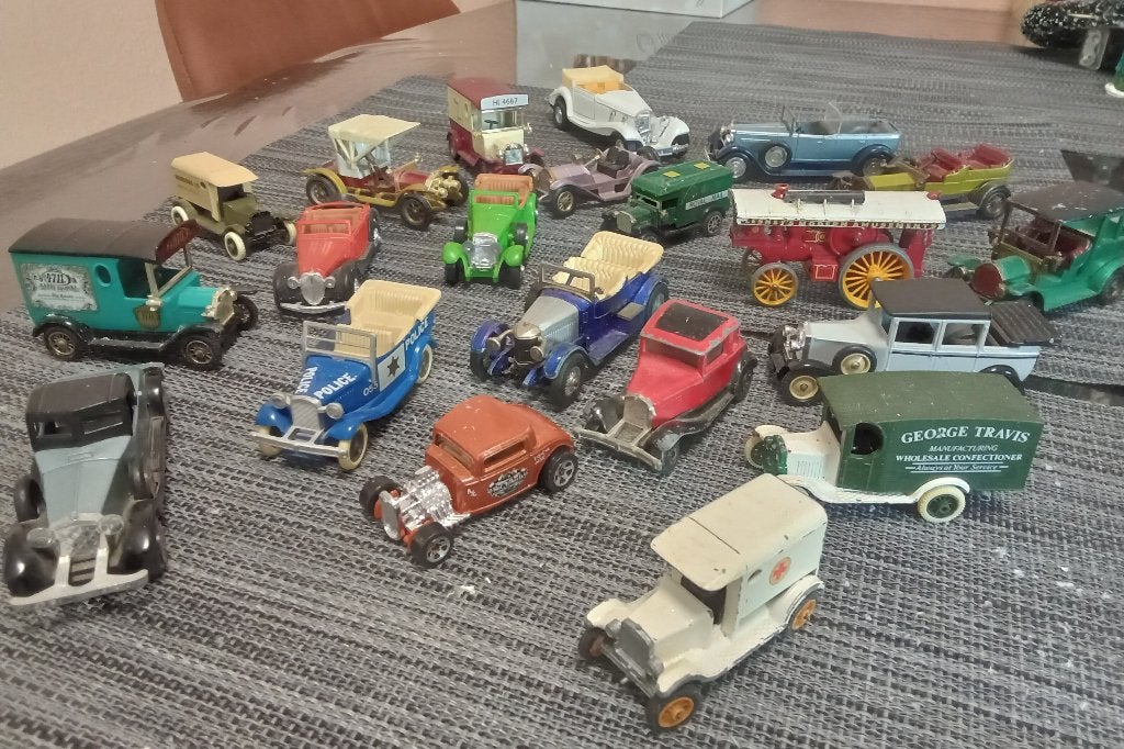 Modelauto's voor kerstdorp, Diversen, Kerst, Ophalen, Gebruikt