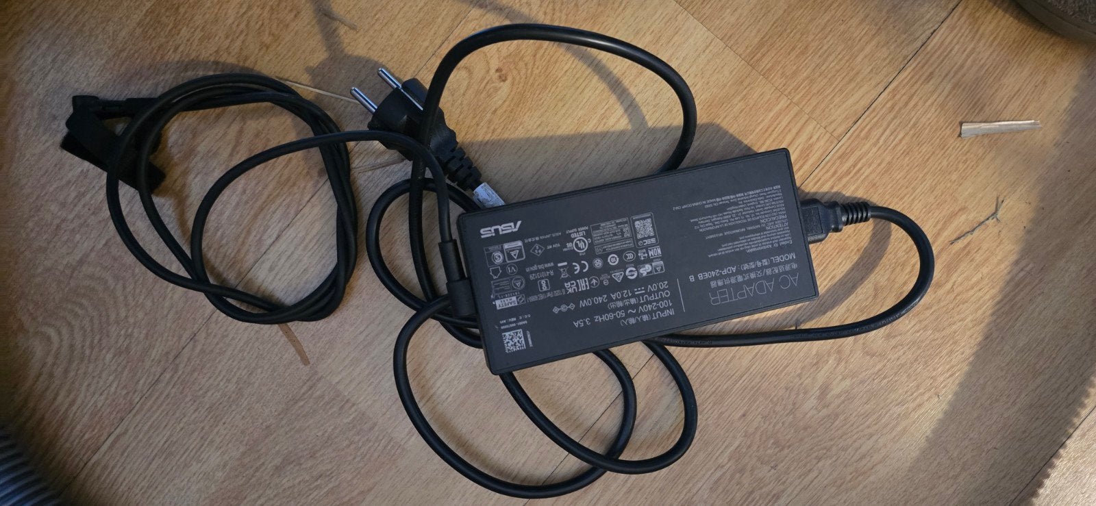 Nieuwe ASUS ROG AC Adapter 240W - Ongebruikt, Ophalen of Verzenden, Nieuw, ASUS ROG