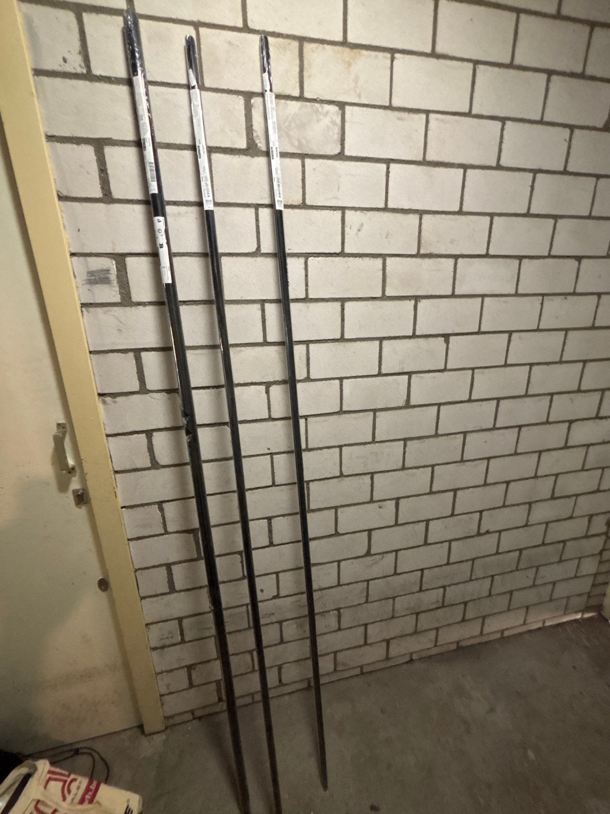 IKEA HUGAD/RACKA Gordijnroedes - Zwart (3 stuks), Huis en Inrichting, Ophalen, Zwart, Nieuw, Gordijn