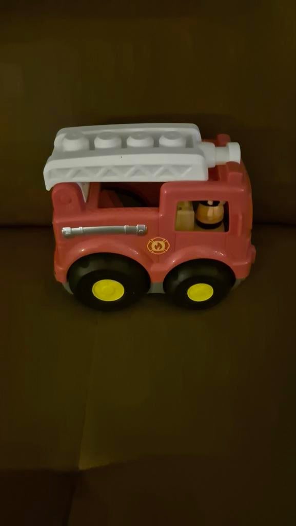 Megabloks brandweerwagen met blokjes, Ophalen